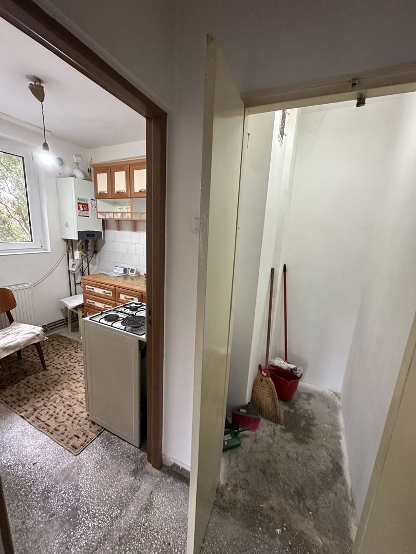 Apartament 2 camere etaj 2  decomandat - Poză 26