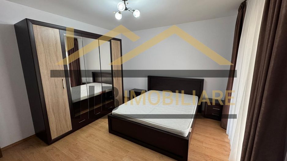 Casa cu 4 camere, 150 mp utili, parcare, Zona Livezeni - Poză 2