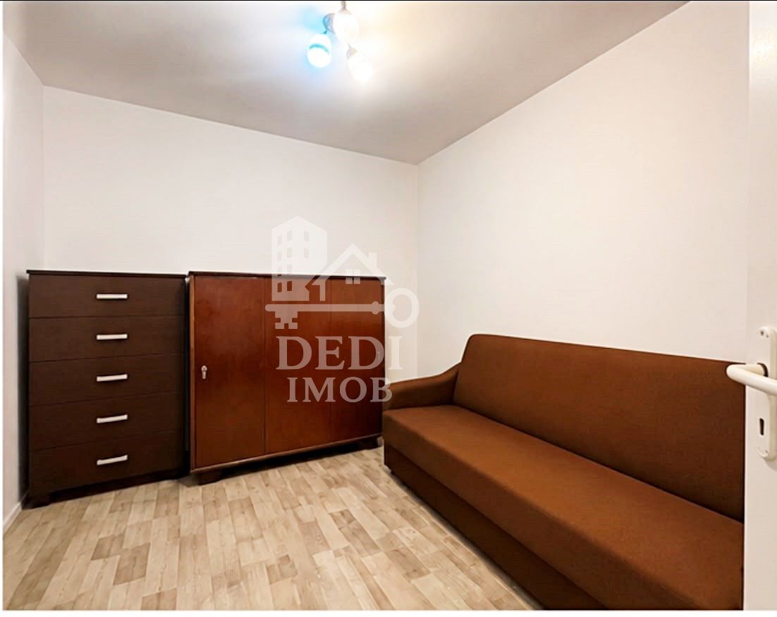 Apartament cu 2 camere de vanzare zona Rogerius, Oradea - Poză 3