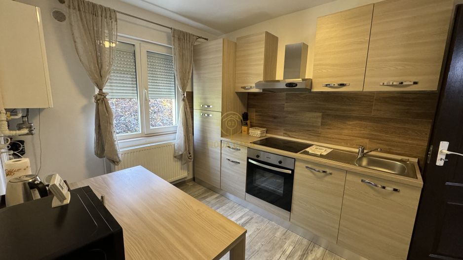 De vanzare Apartament 2 camere / Etaj 2 Baia Mare - Poză 5