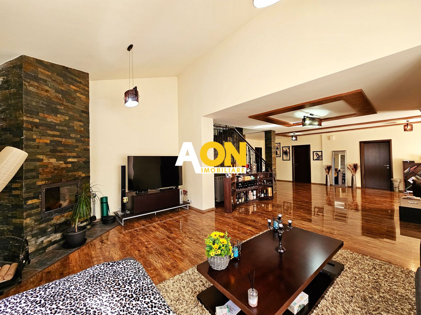 Casa 6 camere, mobilata, utilata, 1700 mp teren, langa padure - Poză 6