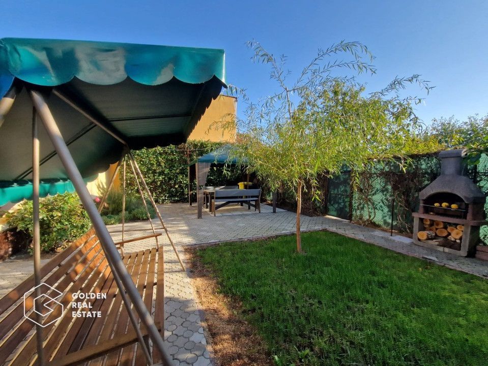 Casa frumos amenajata, 4 camere, 2 bai, curte proprie, zona linistita, Gradiste - Poză 1