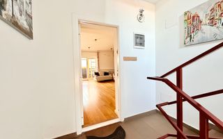 Apartament elegant -curte proprie - garaj - Poză 29