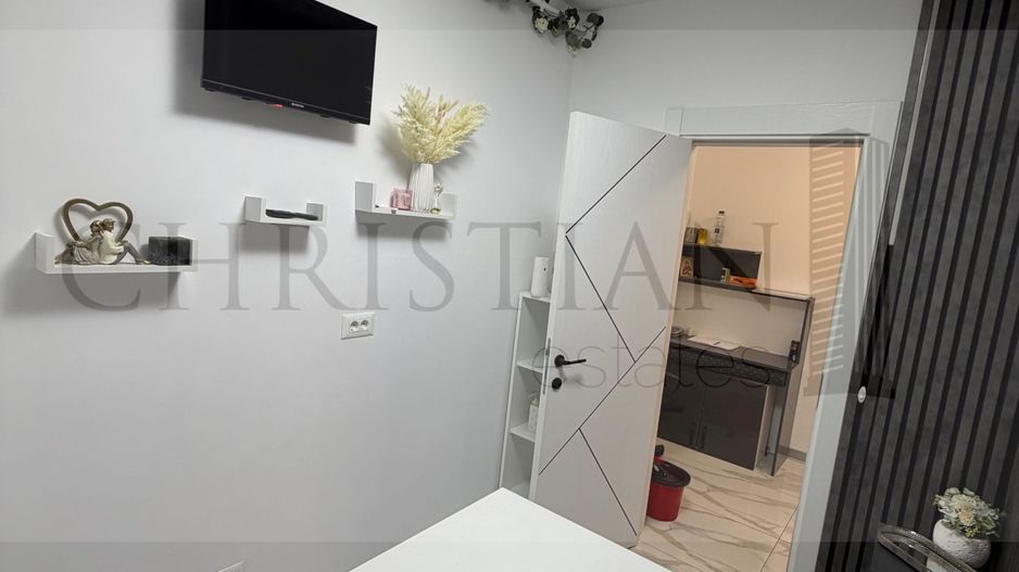 SPATIU COMERCIAL  - Exigent Plaza Faza 4 - SCARA EXTERIOARA - Poză 5