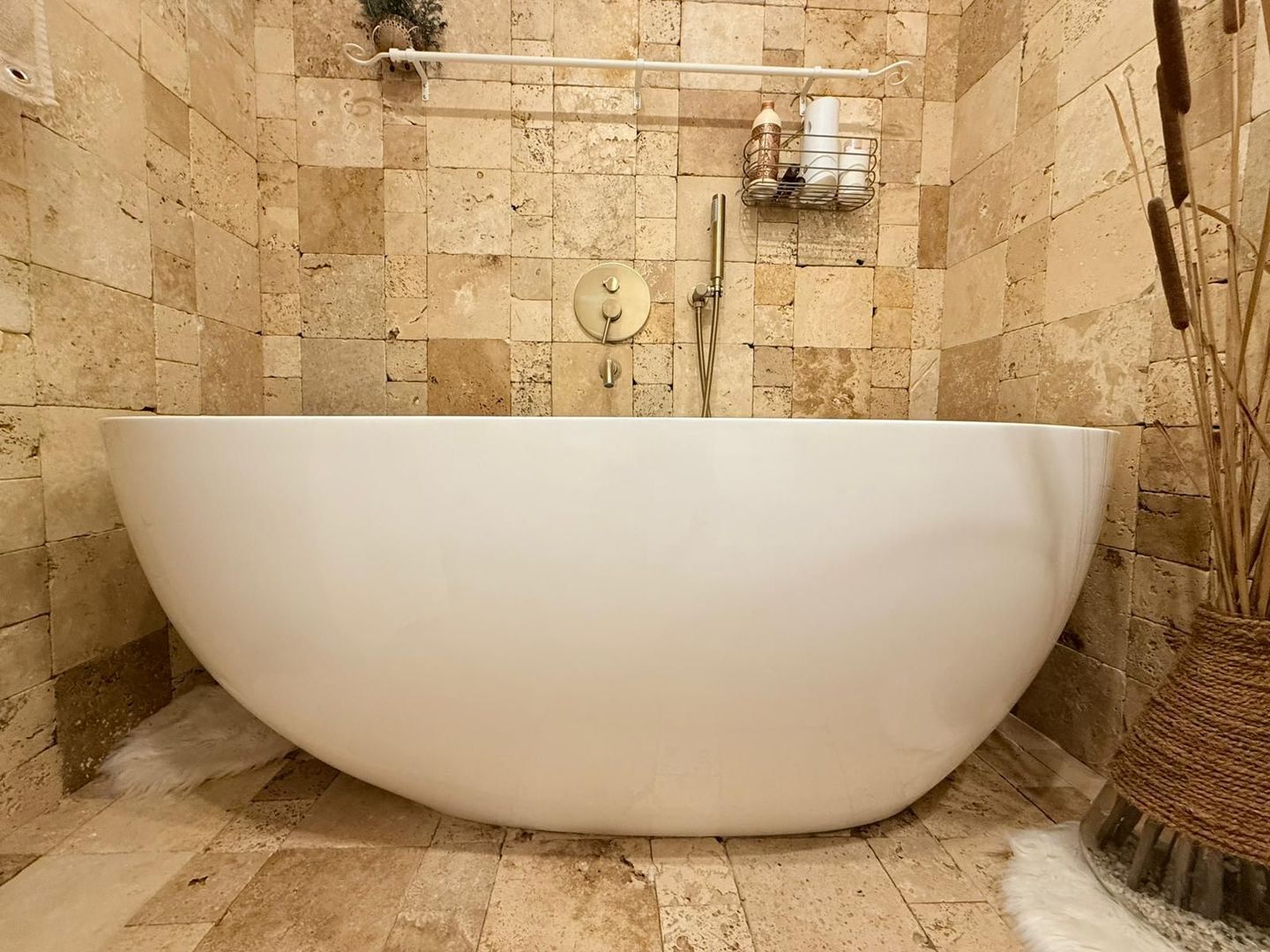 Casa renovata integral | acces auto in curte | Centrala proprie - Poză 4