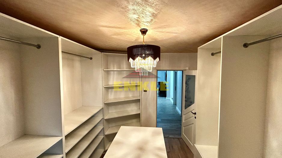 De vanzare apartament cu 3 camere, zona Piata Mare. - Poză 5