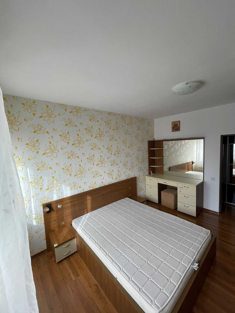 Apartament 3 Camere Lux, Uverturii, Parcare, Centrala Proprie - Poză 2