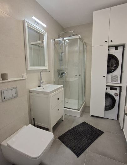 Studio modern bloc nou cu gradina proprie si loc de parcare - Poză 6