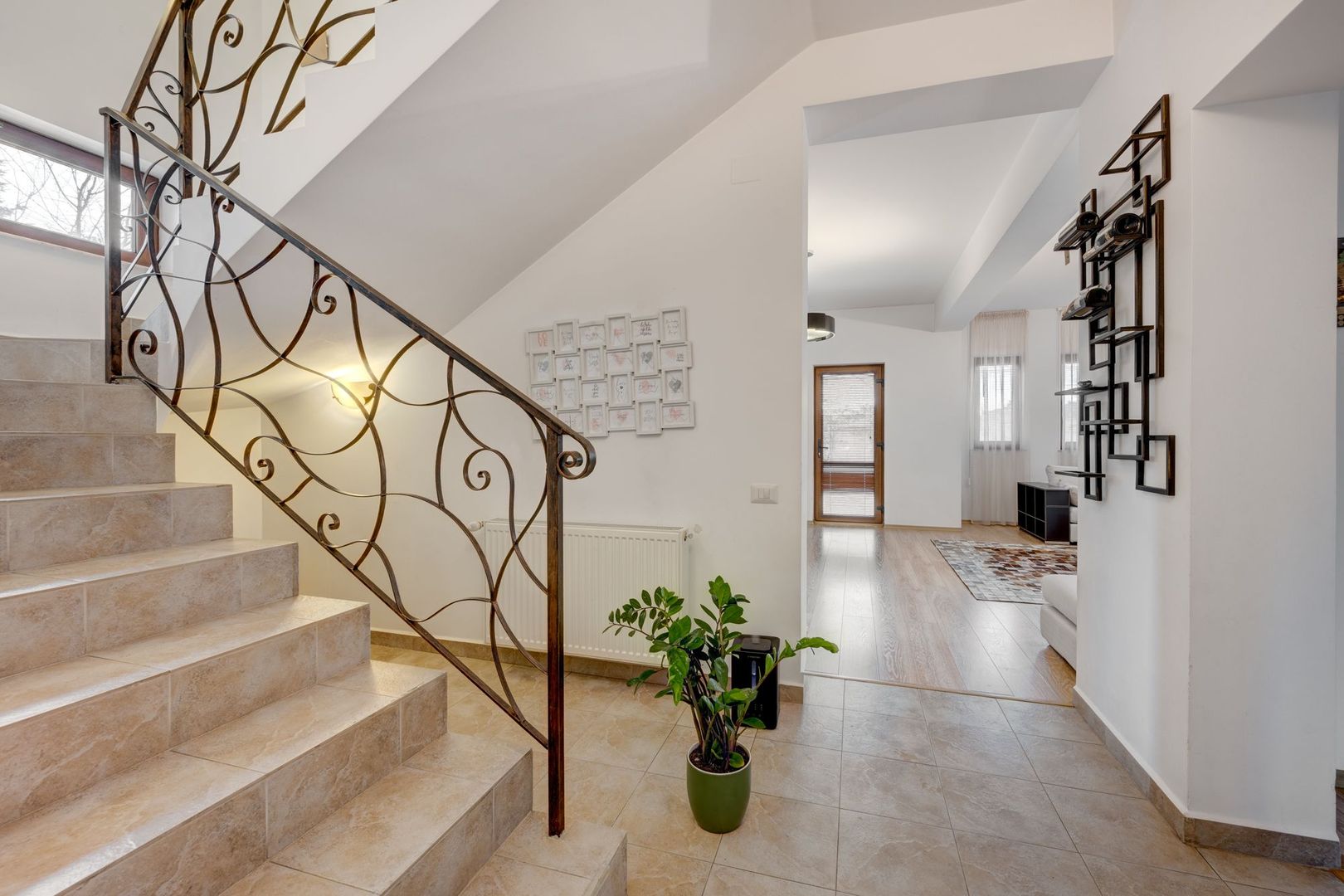 Vila de vanzare in Otopeni-central, zona linistita-Comision 0% - Poză 24