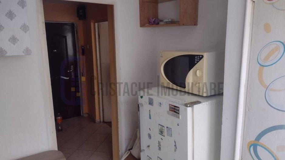 Piata Minis | Bloc reabilitat termic | Etaj intermediar | Metrou 10 min. - Poză 3