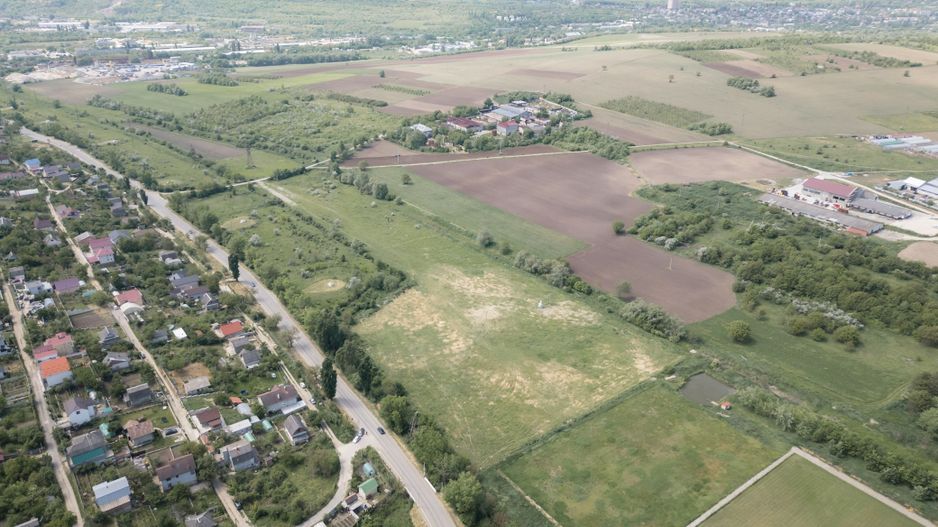 Teren pentru construcție (1.092 ha) în com. Ghidighici mun. Chișinău - Poză 19