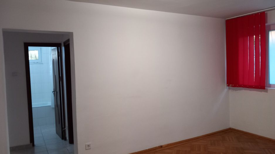 BRASADAS vinde ap 2 cam 48mp nemobilat PARTER Baba Novac 2. - Poză 2