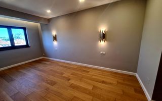 Penthouse 3 camere - Zona 1 Mai - Poză 4