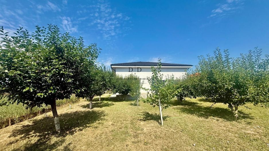 Vanzare 3 case + Teren 1400 mp – Garaj auto – zona Bonțida - Poză 3