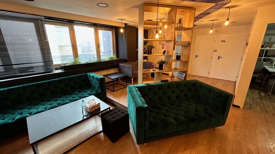 Spatiu în clădire de birouri - Poză 5