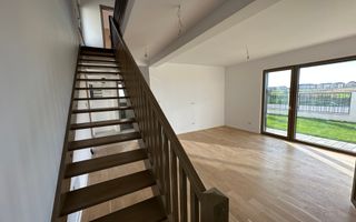 Casa cu 5 camere - Dumbravita - Poză 6