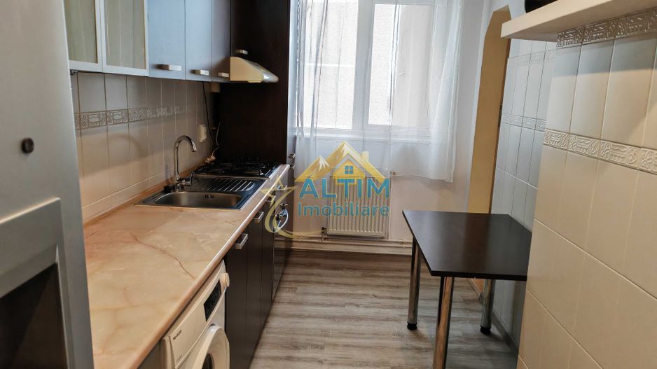 Apartament 3 camere Astra, Brașov - de închiriat - Poză 1