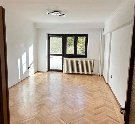 Prima inchiriere dupa renovare | 2 camere | Bd. Unirii | Ideal birou/rezidential - Poză 3