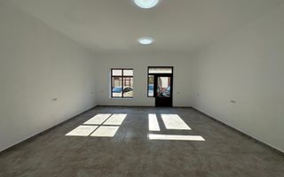 Spatiu comercial 86,8 mp utili vitrina stradala zona Ultracentrala - Poză 1