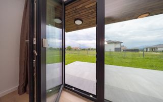 Casa individuala 4 camere, teren de 596 mp, partial mobilata, Cristian - Poză 22