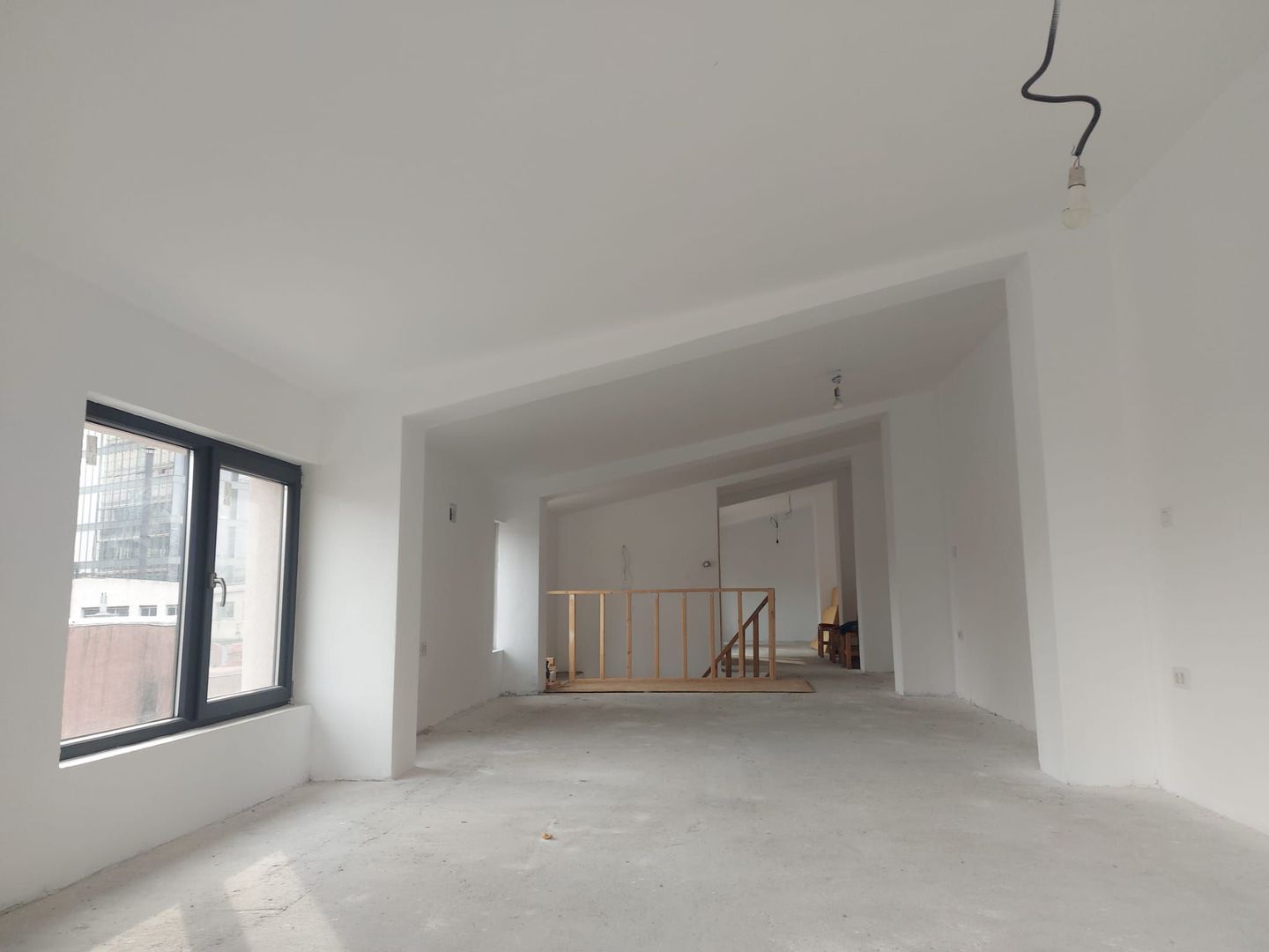 Casa/Vila 6 camere Piata Victoriei, Buzesti / An 2023 - Poză 40