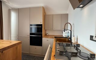 Apartament premium 3 camere + terasa Podul de Fier - Poză 8