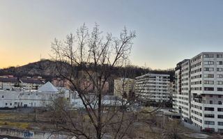 Exclusivitate -Apartament în bloc nou, Intrare Răcădău, cu priveliște spre Tâmpa - Poză 3