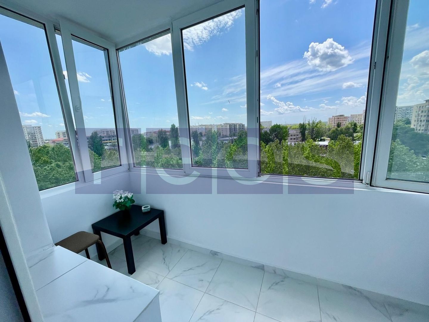 VANZARE APARTAMENT 2 CAMERE 50MP RENOVAT MODERN METROU 1 DECEMBRIE TITAN - Poză 9