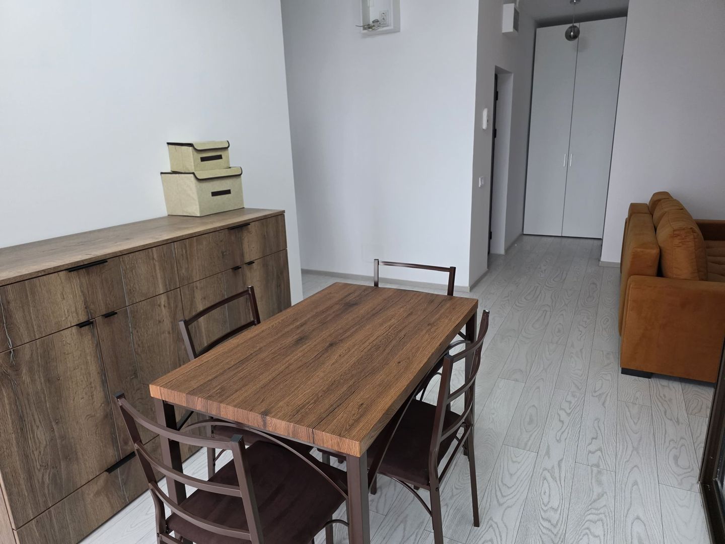 AP 2 CAMERE RASARIT DE SOARE, PRIMA INCHIRIERE, PARCARE, METROU 15 MIN - Poză 2