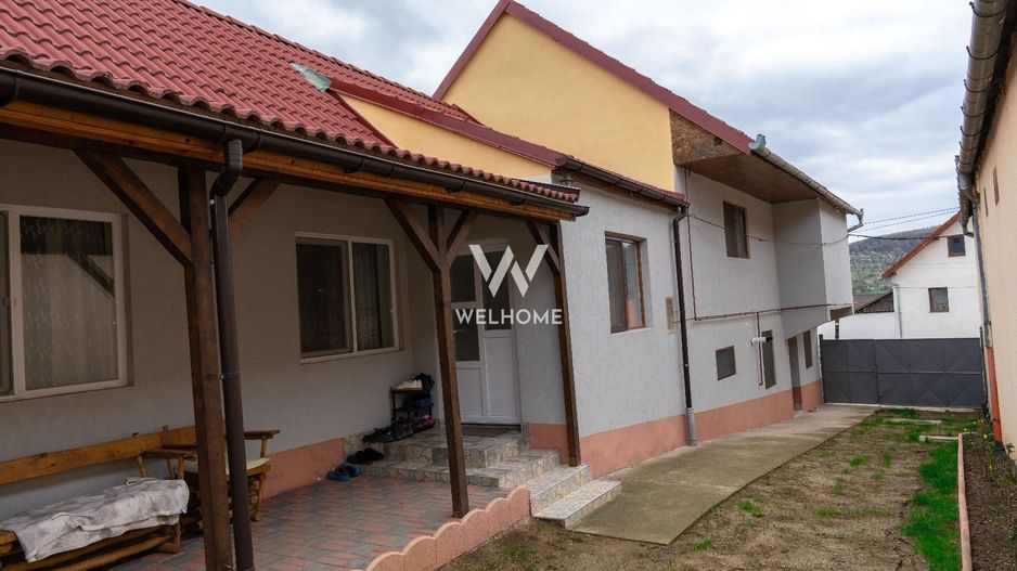 Casa Rosia, Sibiu, teren 1700mp - Poză 1