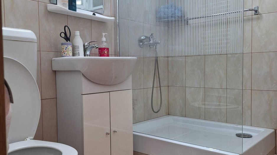 apartament 3 camere de închiriat renovat, zona Iancului, - Poză 7