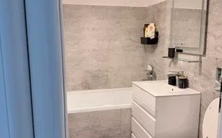 Apartament 2 camere,suprafata generoasa,mobilat si utilat,loc de parcare subtera - Poză 18