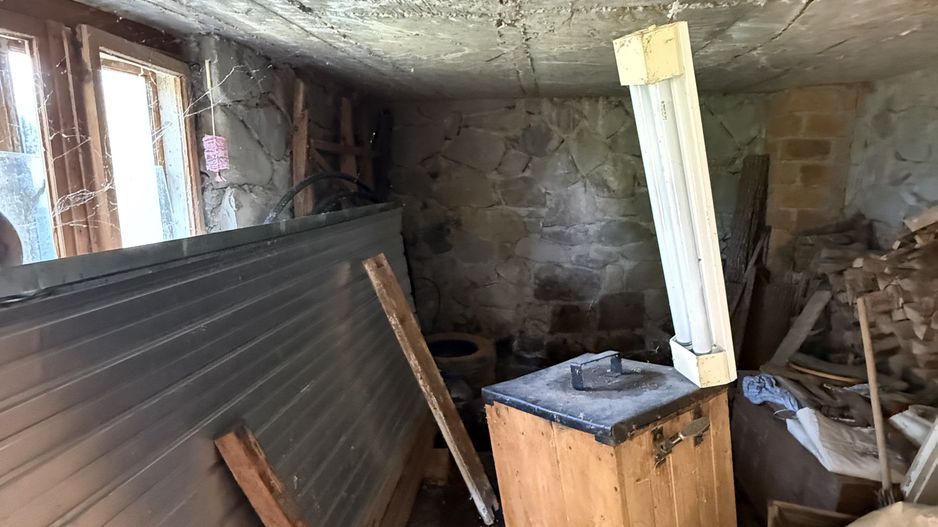 Casă parter+mansarda 80 mp+ teren intravilan 476 mp Sotrile Prahova ! - Poză 22