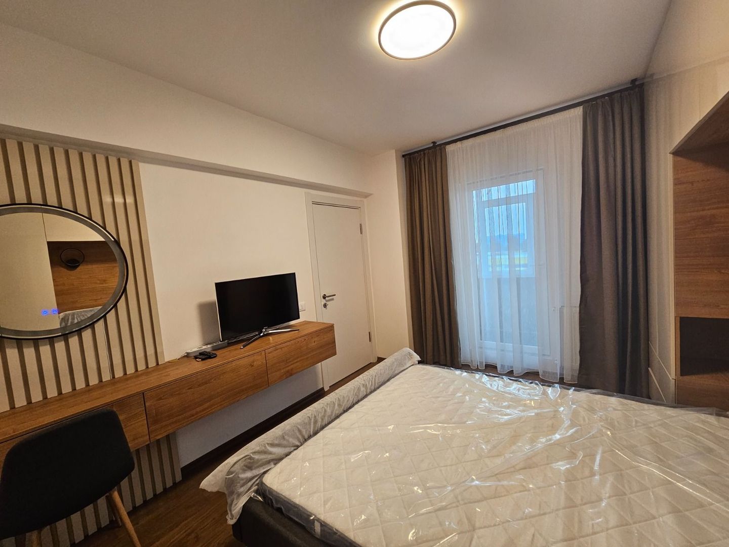 De vânzare: apartament 2 camere + parcare - Preciziei - Poză 5