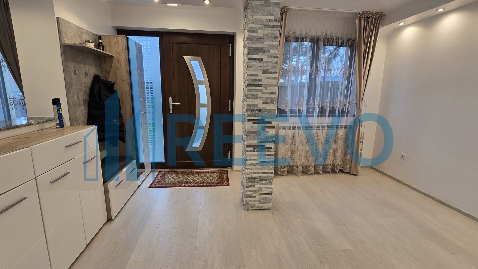 Casă de închiriat în Lilieci - Poză 4