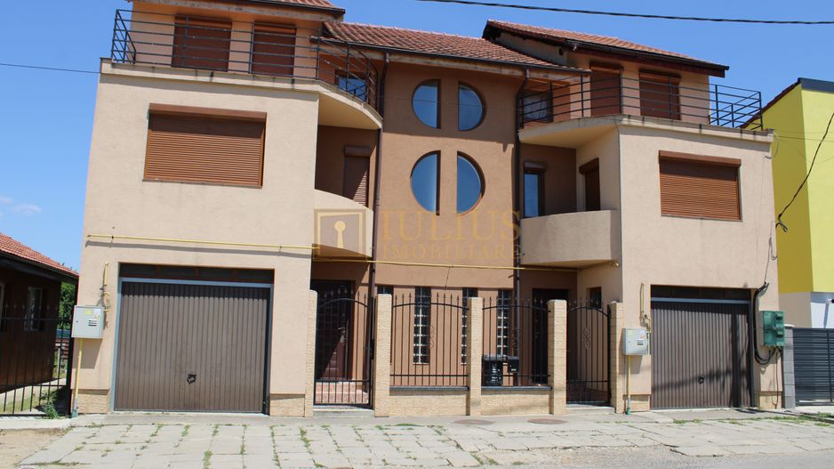Casa in Duplex, zona Girocului, P+E+M, centrala proprie, garaj, 3 balcoane,3bai! - Poză 1