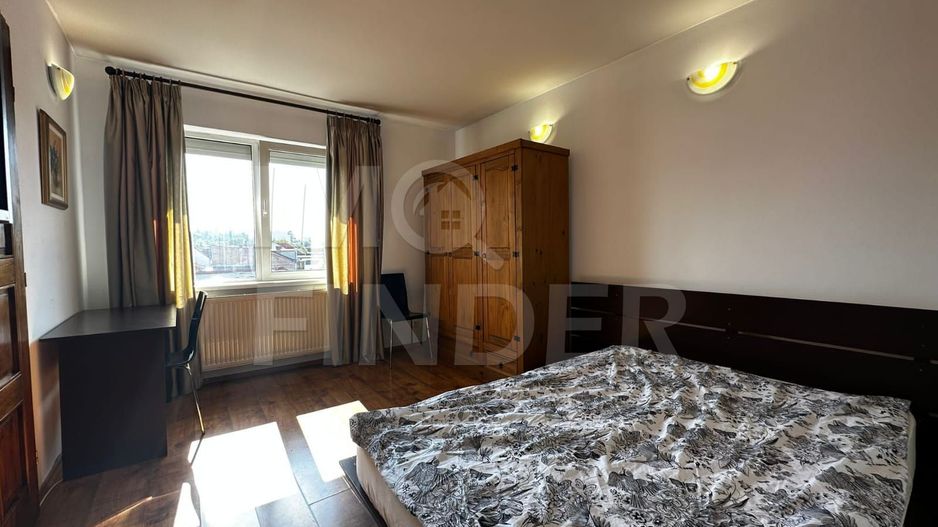 Inchiriere apartament 3 camere in Vila, Central - Poză 16