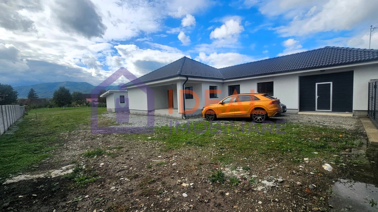 Casa Individuala pe un singur nivel cu 2200 mp de curte, in Săcel - Poză 1