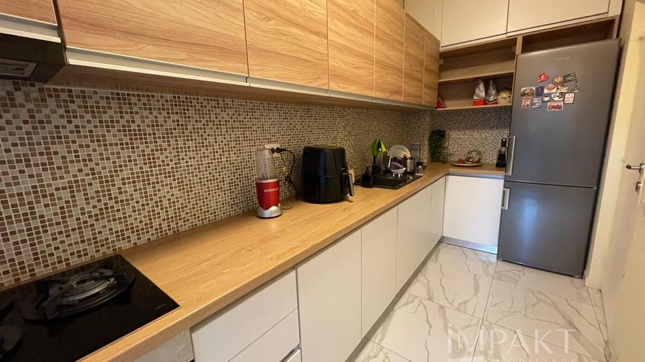 Apartament superb de vanzare cu 2 camere, zona semicentrala! Parcare! - Poză 13