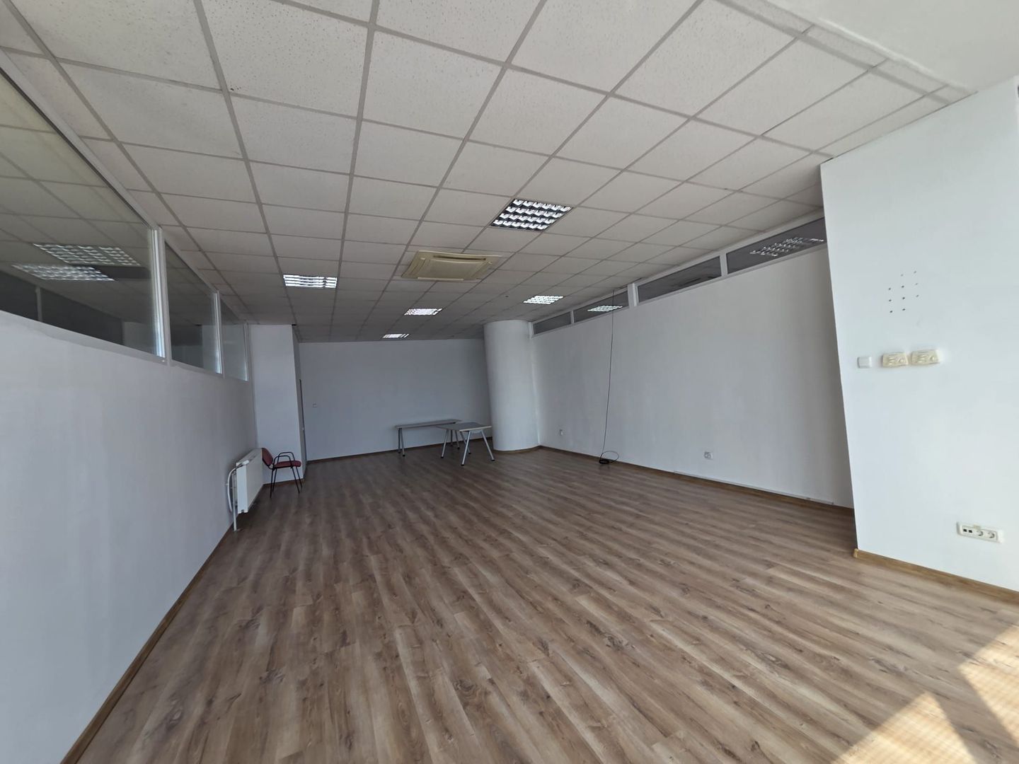 Spatiu de inchiriat birouri si servicii Pitesti - Fratii Golesti - Poză 2