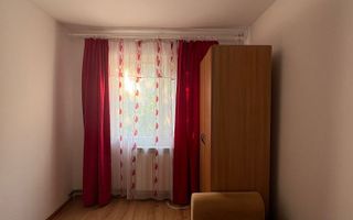 Apartament de închiriat, 3 camere, zona Alexandru cel Bun - Poză 2