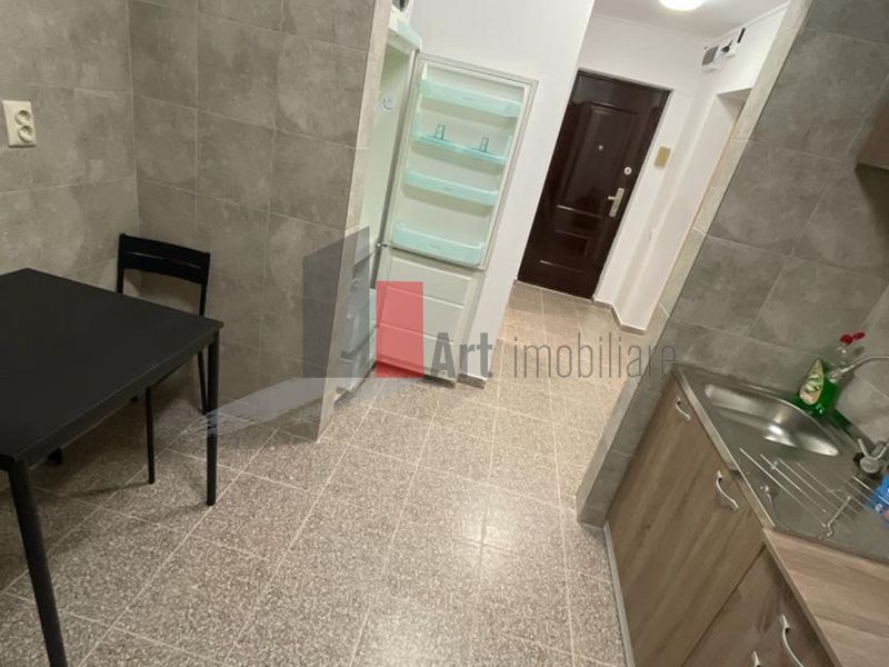 Vânzare garsonieră Bd. Obregia - Poză 2