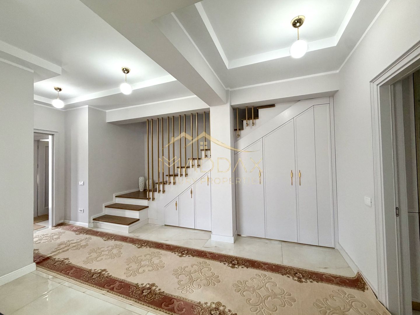 Vil de tip Duplex *P+1E+M* | 176 mp utili | mobilată complet | Chitila - Poză 25