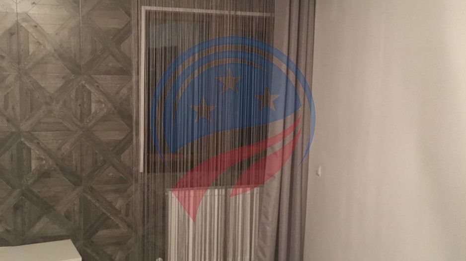 Casa moderna alcatuita din trei apartamente, zona Rovine - Poză 8