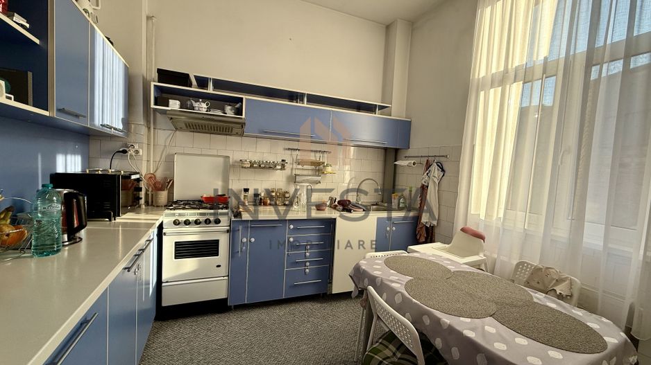 Casa de vanzare/Zona centrala/Ideală pt spatiu comercial/Gradinita - Poză 13