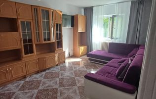 Etaj 2-Apartament 3Camere/Decomandat bloc din 1982-Zona Nicolina 1!