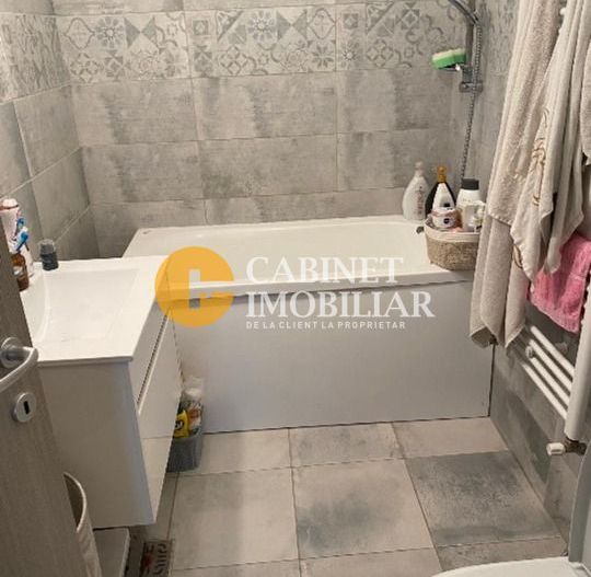 Apartament 2 camere de vânzare – Valea Adâncă, zona 5 Drumuri - Poză 9