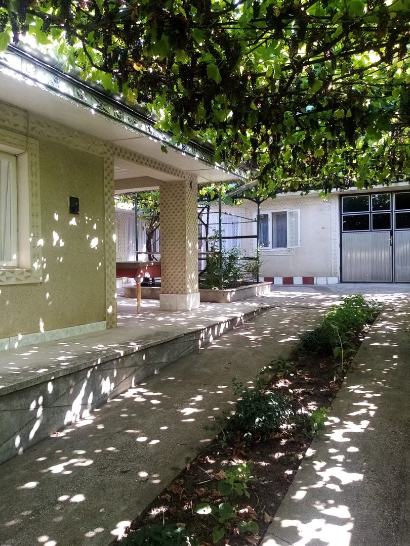 Casă individuală, teren 1026 mp, zona MUNTENI DE JOS; - Poză 2