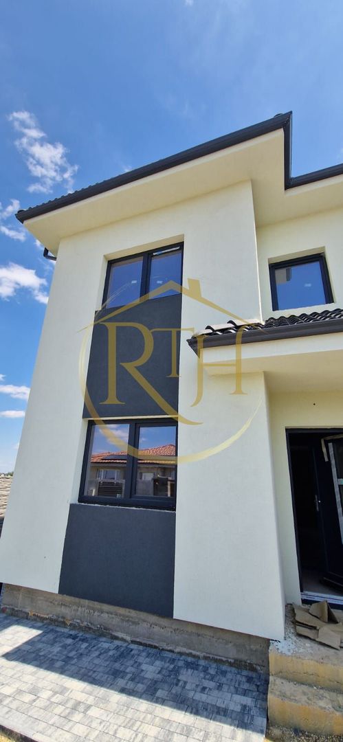 De vânzare - Duplex 5 camere  Mosnita Noua , comision ,,0'' - Poză 4