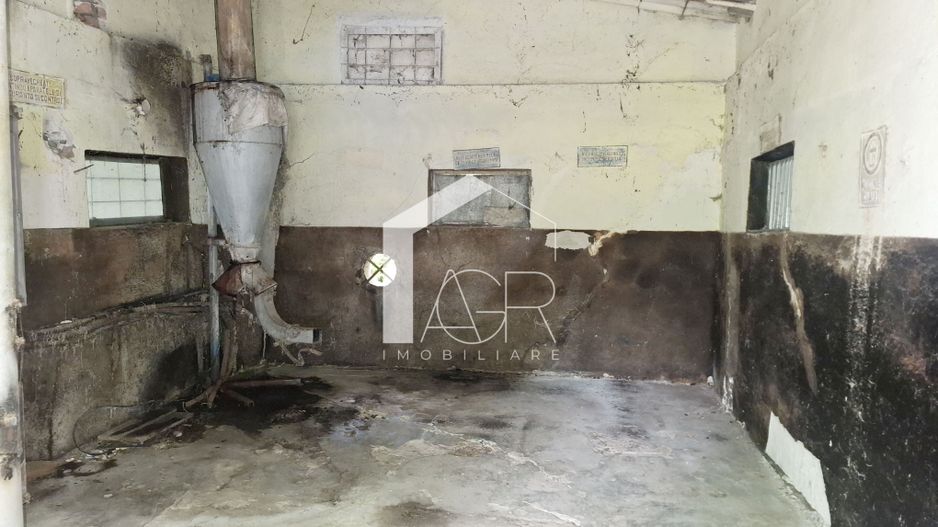 Imobil cu destinatie comerciala, 4 camere, Boldesti-Scaieni - Poză 5